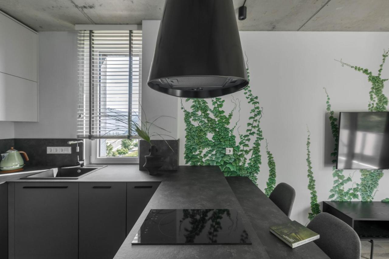 Urban Jungle Apartments By Reside Baltic VNO Exteriér fotografie
